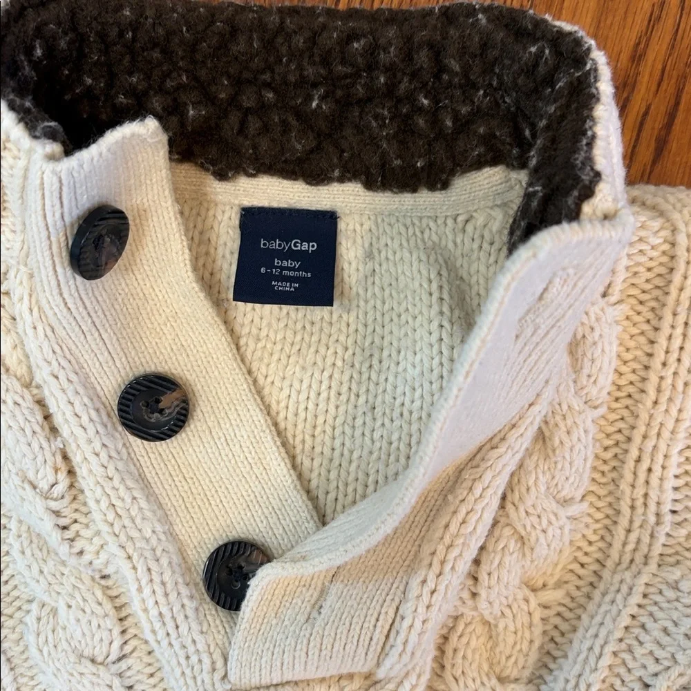 GAP baby cable